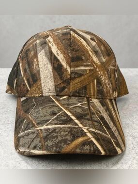 New with Tags Youth Boys Camouflage Baseball Cap - Brown Realtree Style